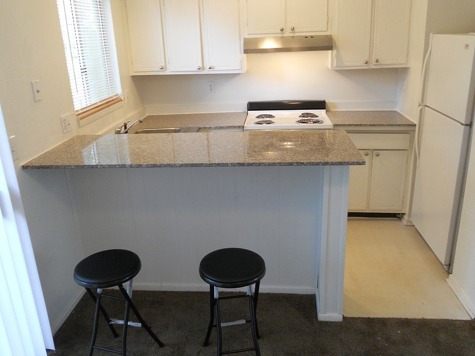 Nice Granite Bar and Kitchen
