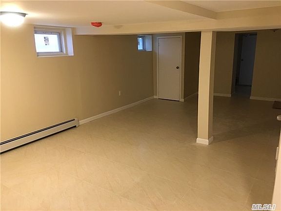 4th image of 921 East 88th