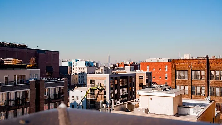 Rented by Nooklyn NYC LLC | media 46