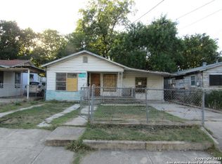 1615 S Elmendorf St, San Antonio, TX 78207