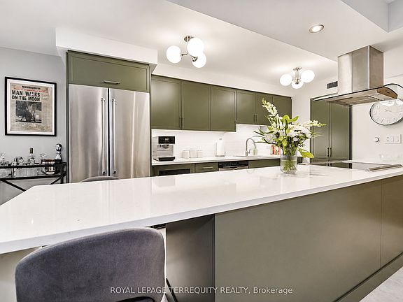 4th image of 35 Church St #208