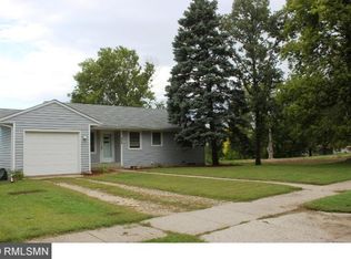406 S 4th St, Le Sueur, MN 56058