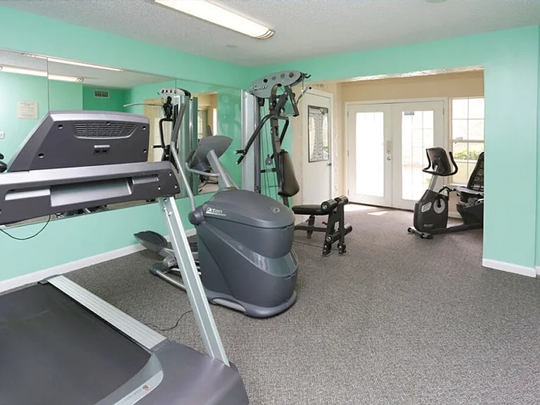 Silversmith Creek Apartments — Photo 42