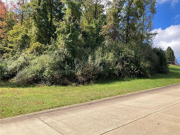 2nd image of 7008 Briar Cliff Way