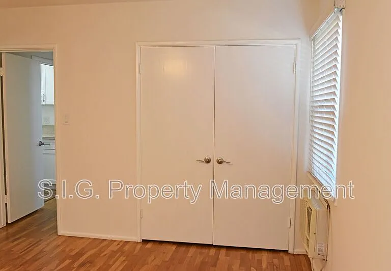 5637 Strohm Ave #1 — Photo 11