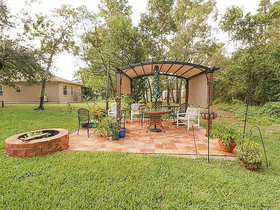 16 x 16 Fire Pit Area