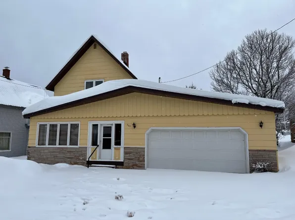 307 S Moore St, Bessemer, MI 49911