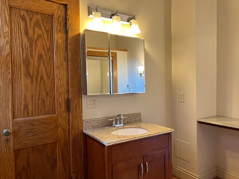 The EB Green Residence — Photo 43