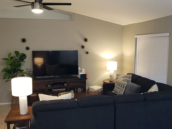 5th image of 2267 E San Tan Dr
