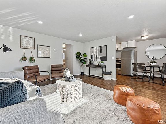 4th image of 1275 Winona Court #C