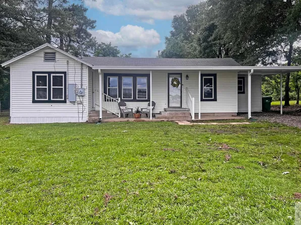 3106 Leopard Dr, Texarkana, TX 75501