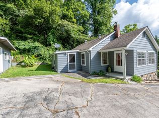 7026 Old Tuckaleechee Rd, Townsend, TN 37882