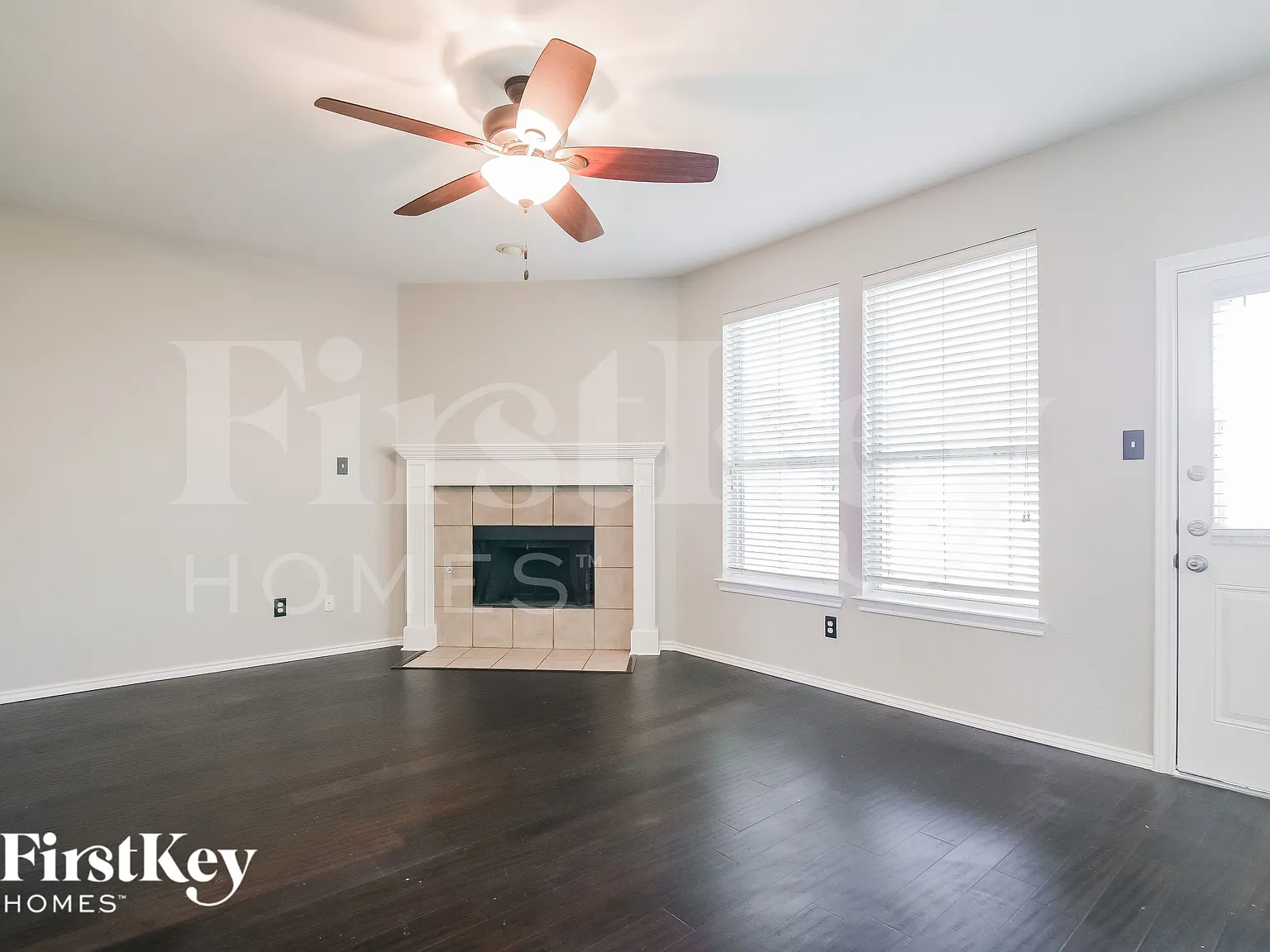 4 bed, 2.5 bath, 2277 sqft, $2,730 — Photo 4