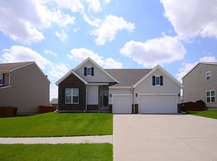 8904 N Hws Cleveland Blvd, Bennington, NE 68007