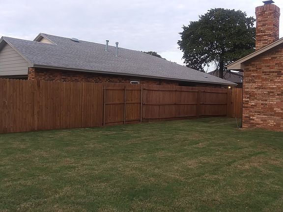 side of yard on Brookwood