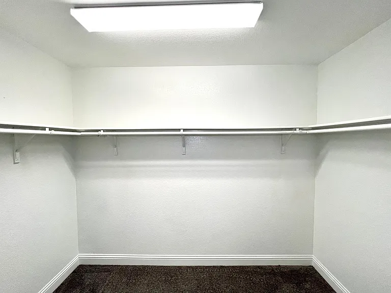 644 Fox View Dr — Photo 24