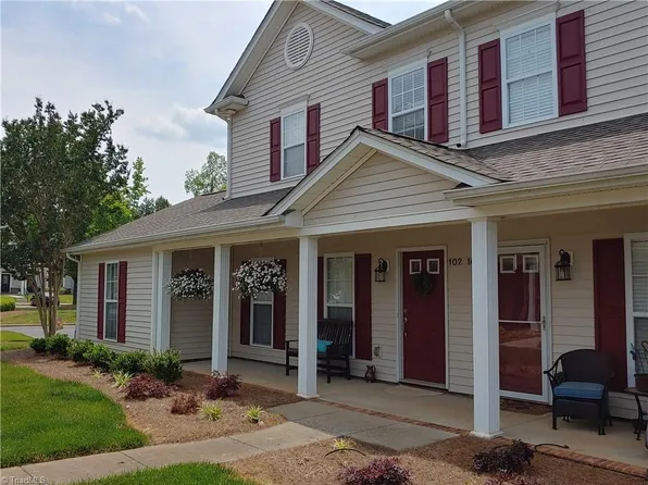 172 Pinewood Ln Unit 102, Bermuda Run, NC 27006