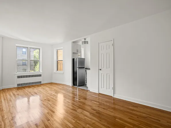 33-35 81st Street image 2 of 13