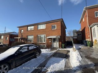 199 Habitant Dr, Toronto, ON M9M 2P4