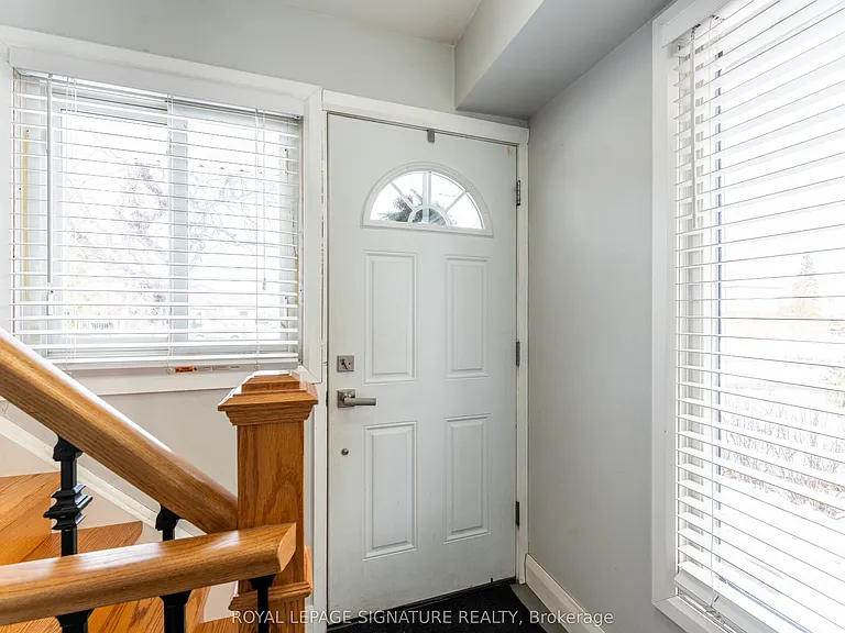 25 Hun Cres — Photo 2