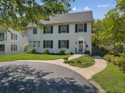 747 N Taylor Ave, Saint Louis, MO, 63122