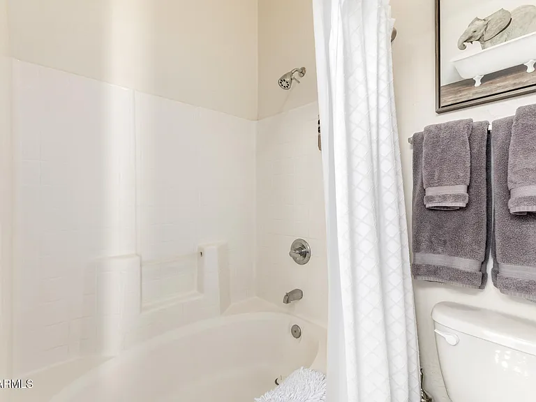 2250 E Deer Valley Rd #15 — Photo 17