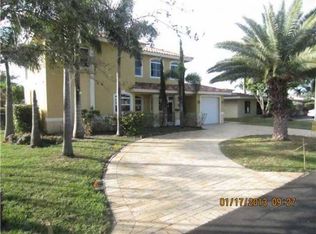 2470 SE 10th St, Pompano Beach, FL 33062