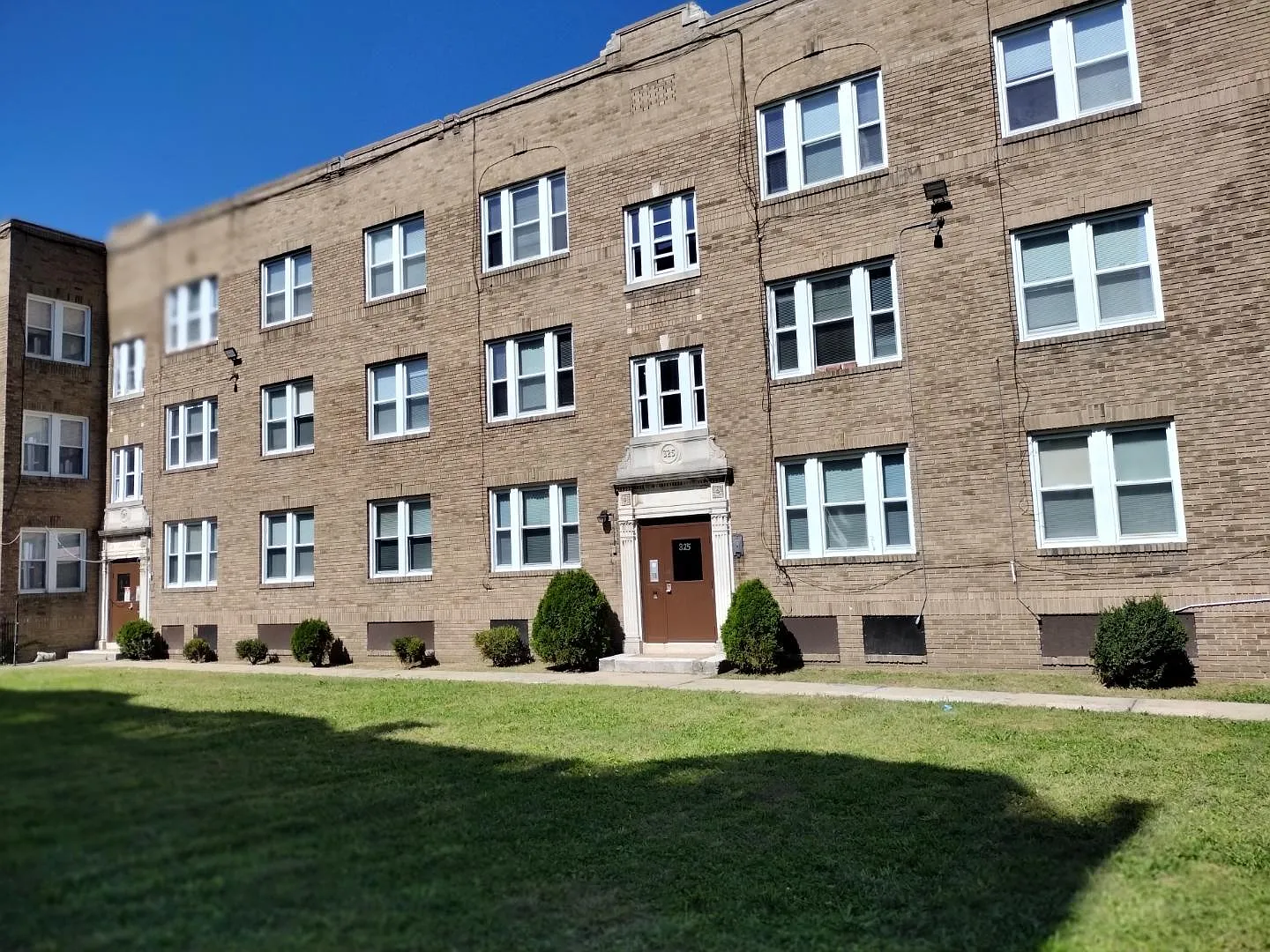 15 Allen Place — Photo 1