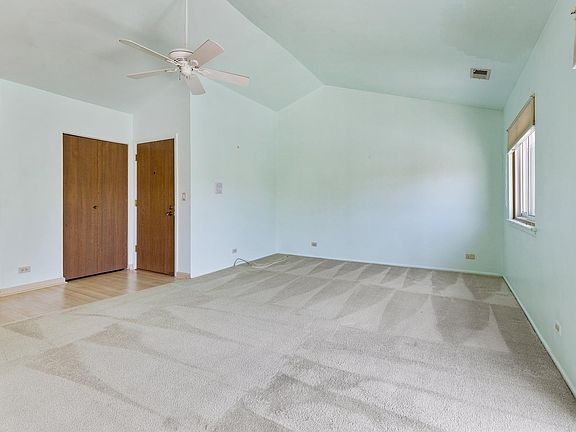 2nd image of 603 Berkley Ct Unit X2