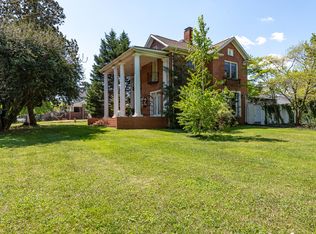 1107 S Court St, Maryville, TN 37803