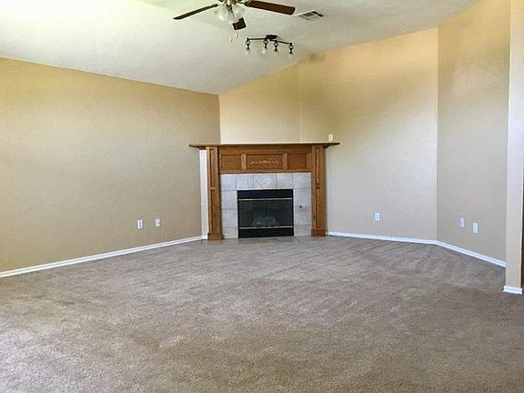 3rd image of 128 SW 132nd Pl