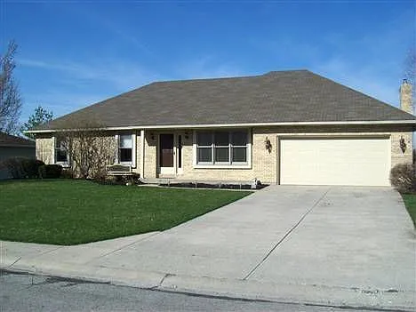 115 Lakewood Dr photo 1