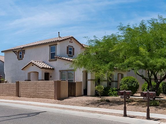 3rd image of 214 W Paseo Celestial