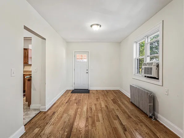 61-12 Main Street image 5 of 31