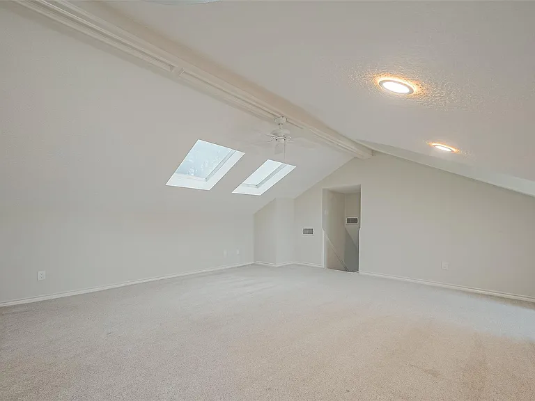27165 Kestrel Trl — Photo 38