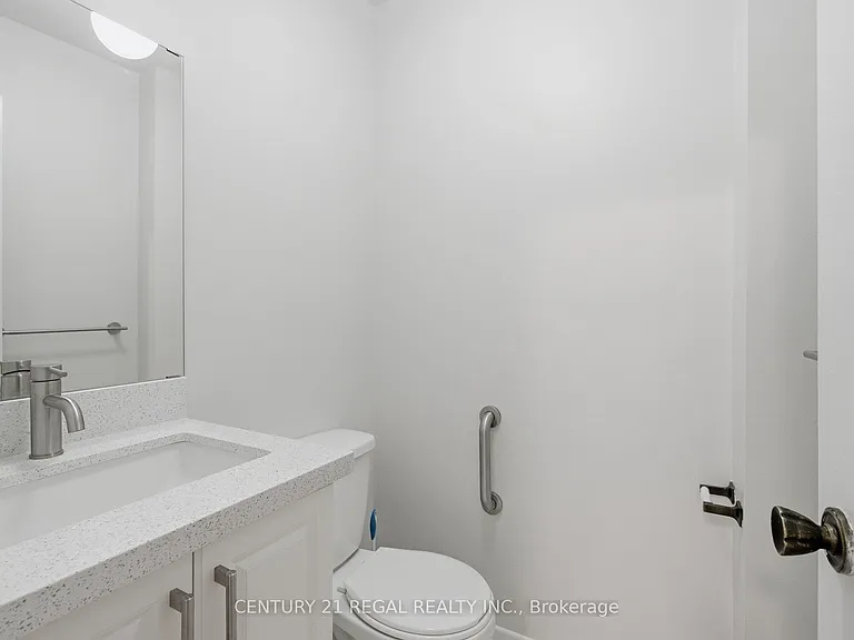 28 Newdawn Cres — Photo 14