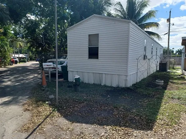 4407 SW 66th Ter, Davie, FL 33314