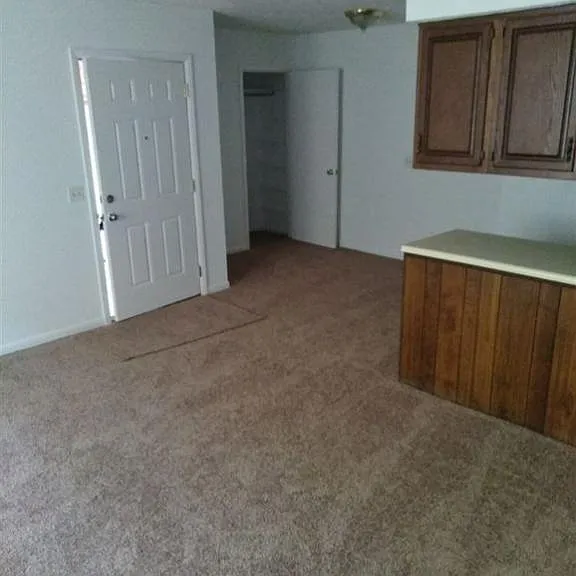 1515 Walnut St #5 — Photo 4