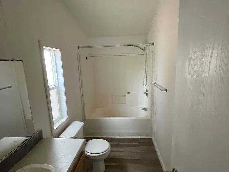 150 Venus Cir — Photo 8