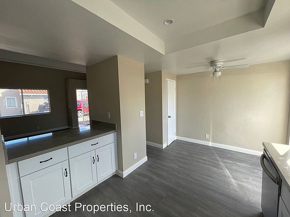 3rd image of 4468 33rd St