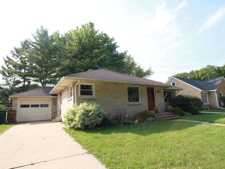 1st image of 5801 N Bel Aire Dr