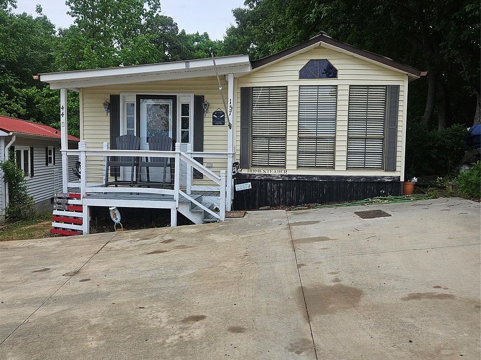 1st image of 157 Dogwood Cir