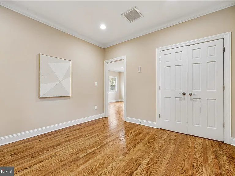 4902 Derussey Pkwy — Photo 70