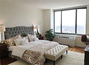 1st image of 10 City Place #PH3C