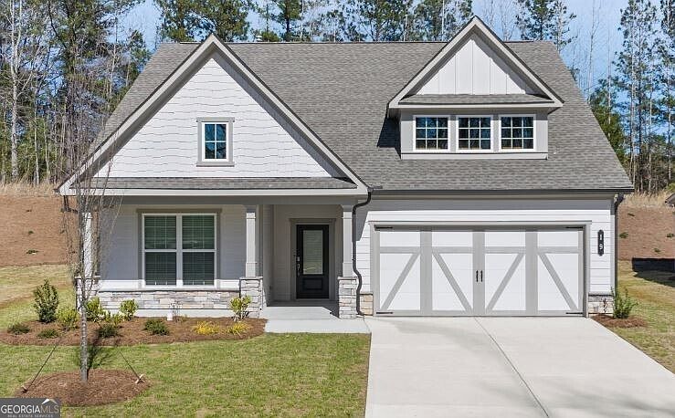 1st image of 19 Airmont Dr