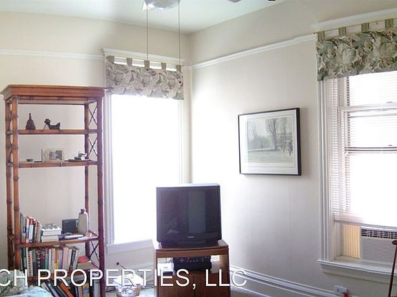 5th image of 3711 N Magnolia Ave #1