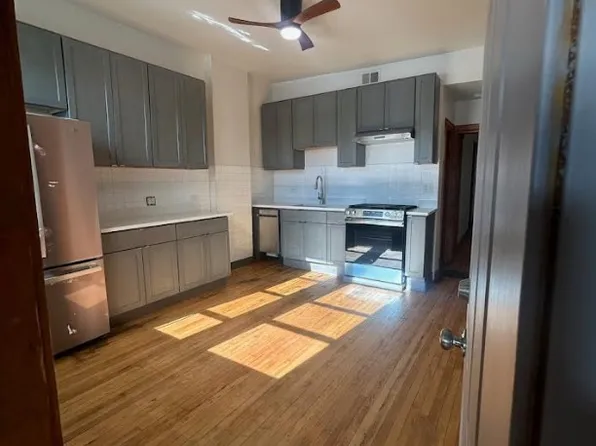 852 N Hoyne Ave APT 2R, Chicago, IL 60622