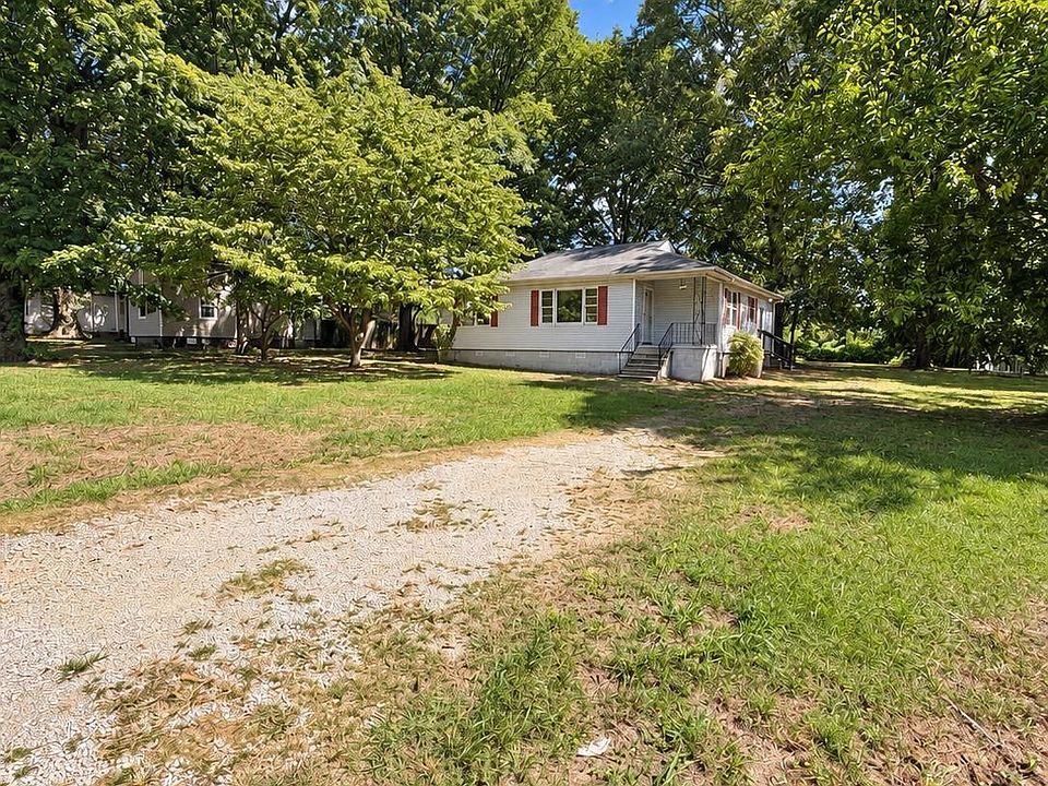 1st image of 1305 Devine Dr