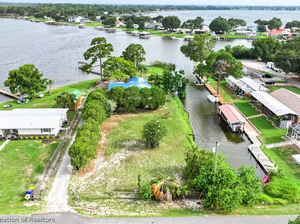 15 Grape Ln, Lake Placid, FL 33852