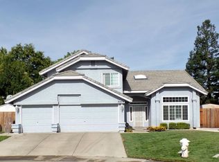 9424 Echo Cliff Ct, Elk Grove, CA 95758